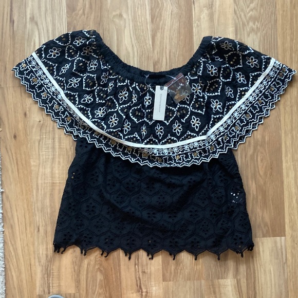 Anthropologie Tops - NWT Anthropologie lace top size XS (runs big)